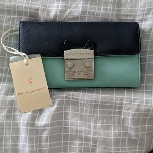 Paul and Joe sister wallet